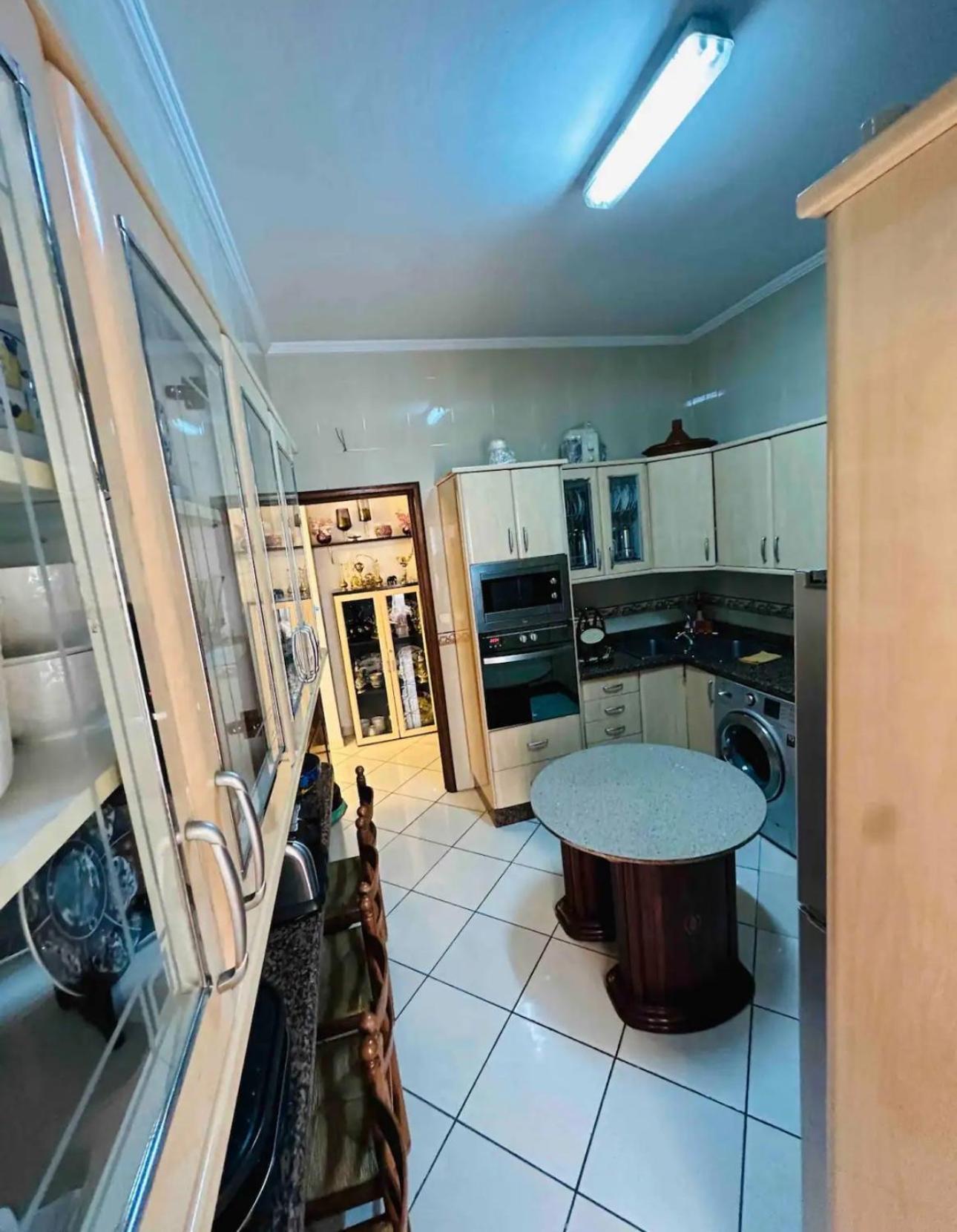 Appartement Cozy & Lxurious In The Center & Wifi